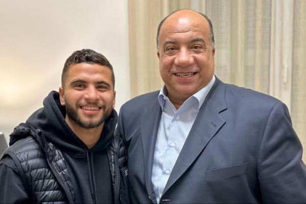 مصيلحى يحفز محمد محمود قبل لقاء البنك الاهلي